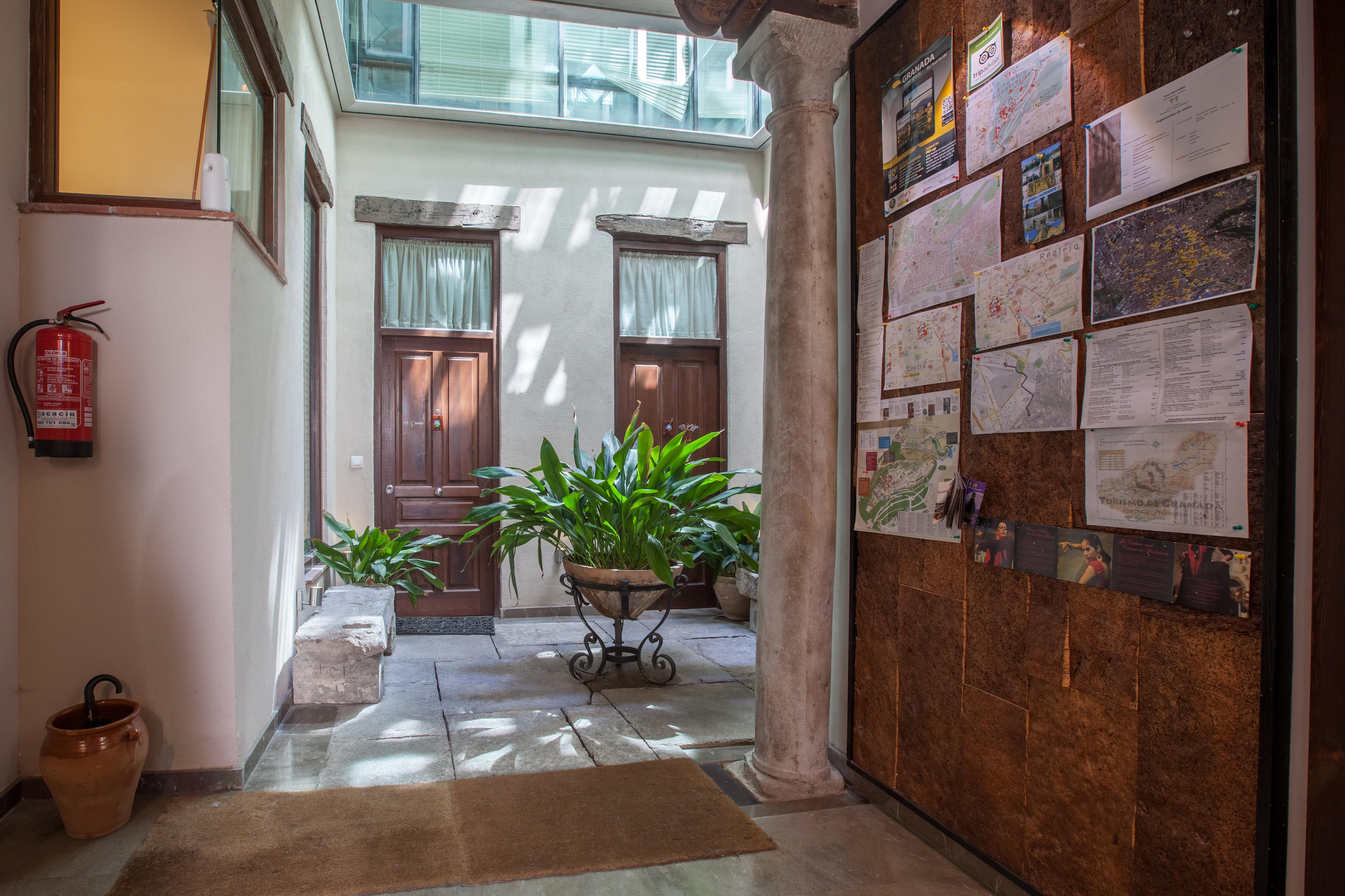 Casa Montalbán Apartamentos Turísticos Granada Bagian luar foto